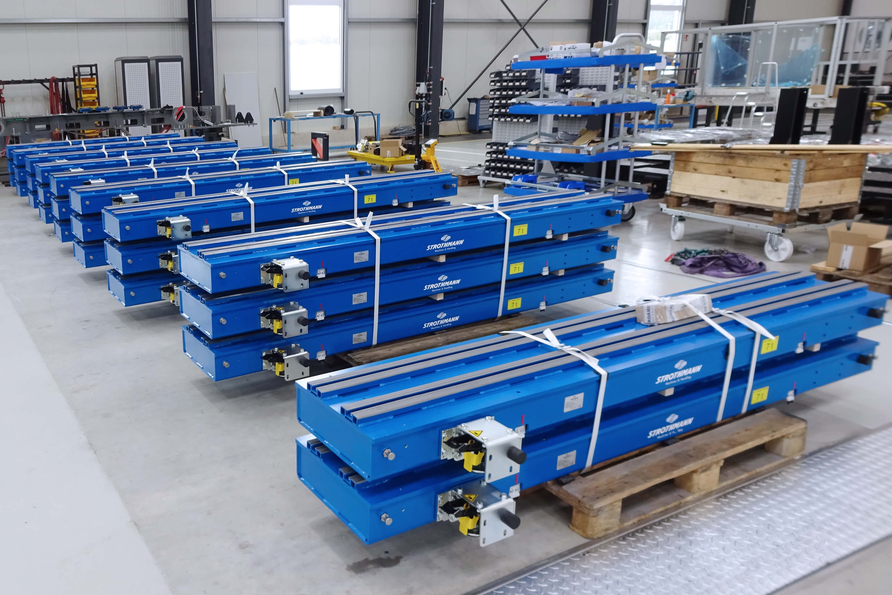 Manueller Transport: Produktion Drehgestelle