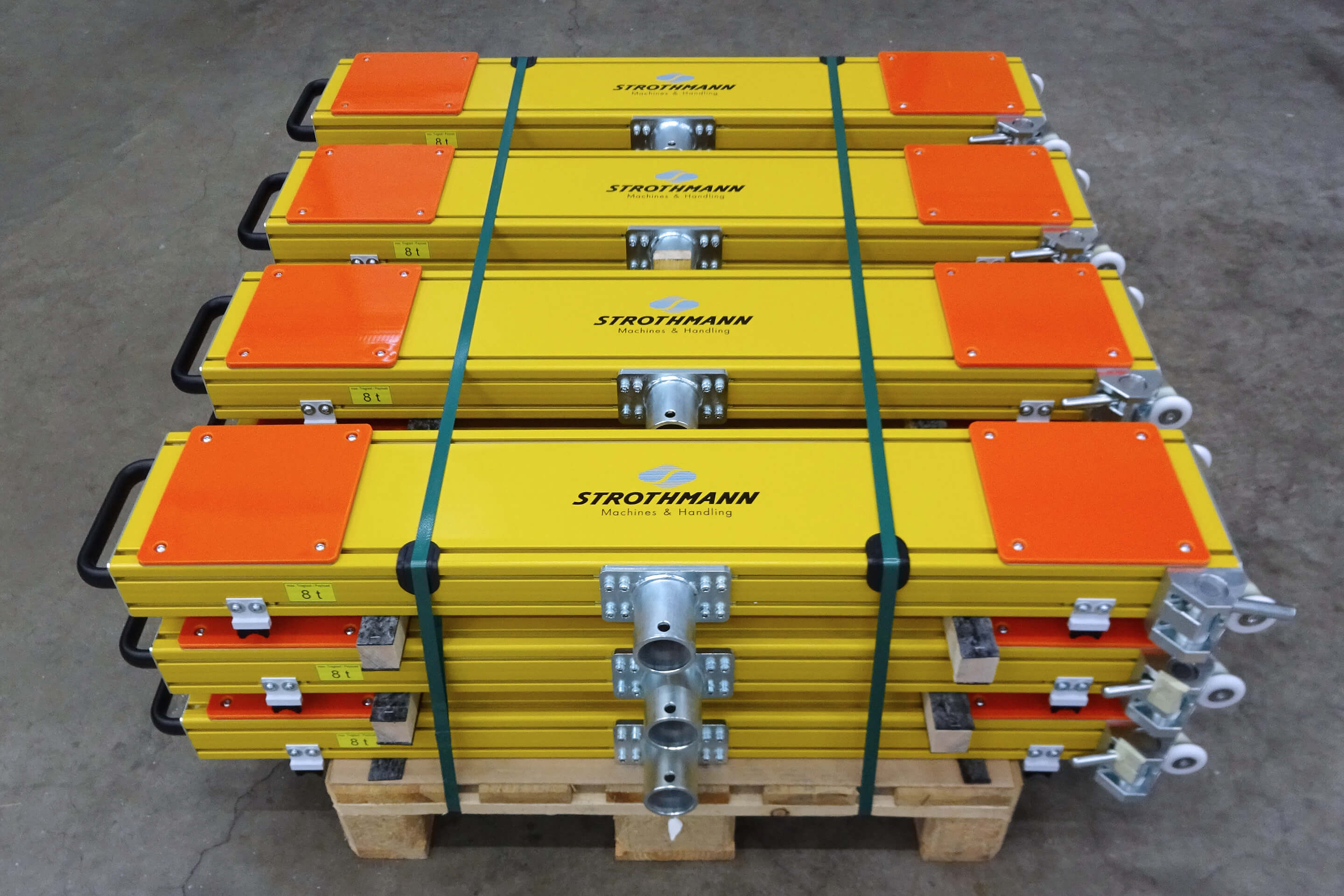 Manueller Transport: Produktion Getriebemotoren